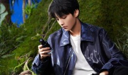 王俊凯壁纸最新爆料图片,青春气息扑面而来